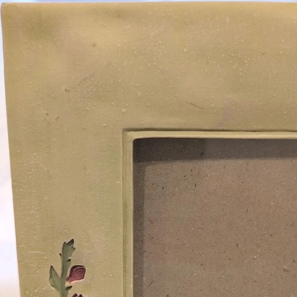 Vintage 1998 Burnes of Boston Cottage Green Embossed Floral Photo Picture Frame